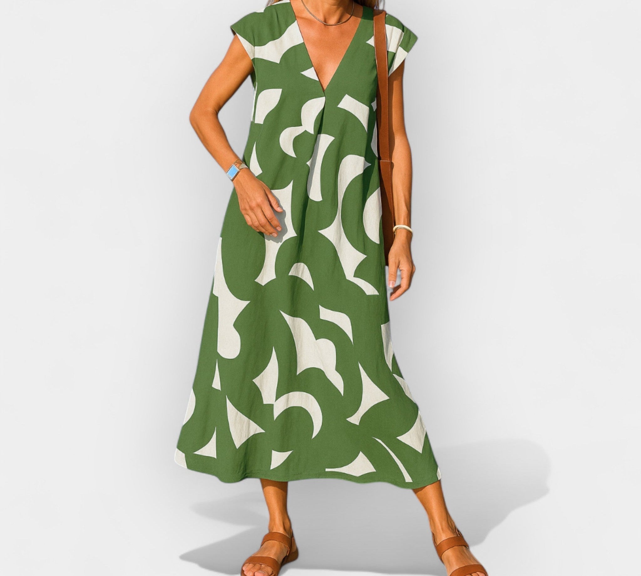 Prozračno haljina s V-izrezom i modernim dizajnom