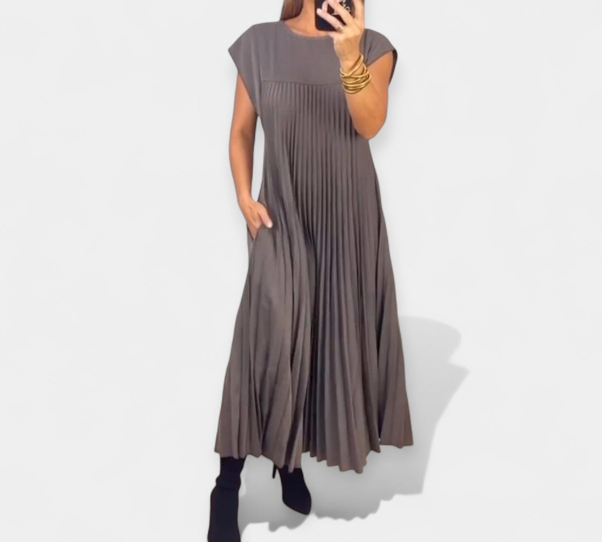 Udobna duga haljina za svaku priliku