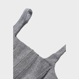 Karolina – Moćni Trodijelni Kostim