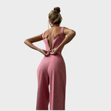 Karolina – Moćni Trodijelni Kostim