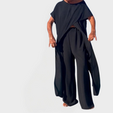 Set s topom i hlačama u jednobojnoj nijansi s dekolteom