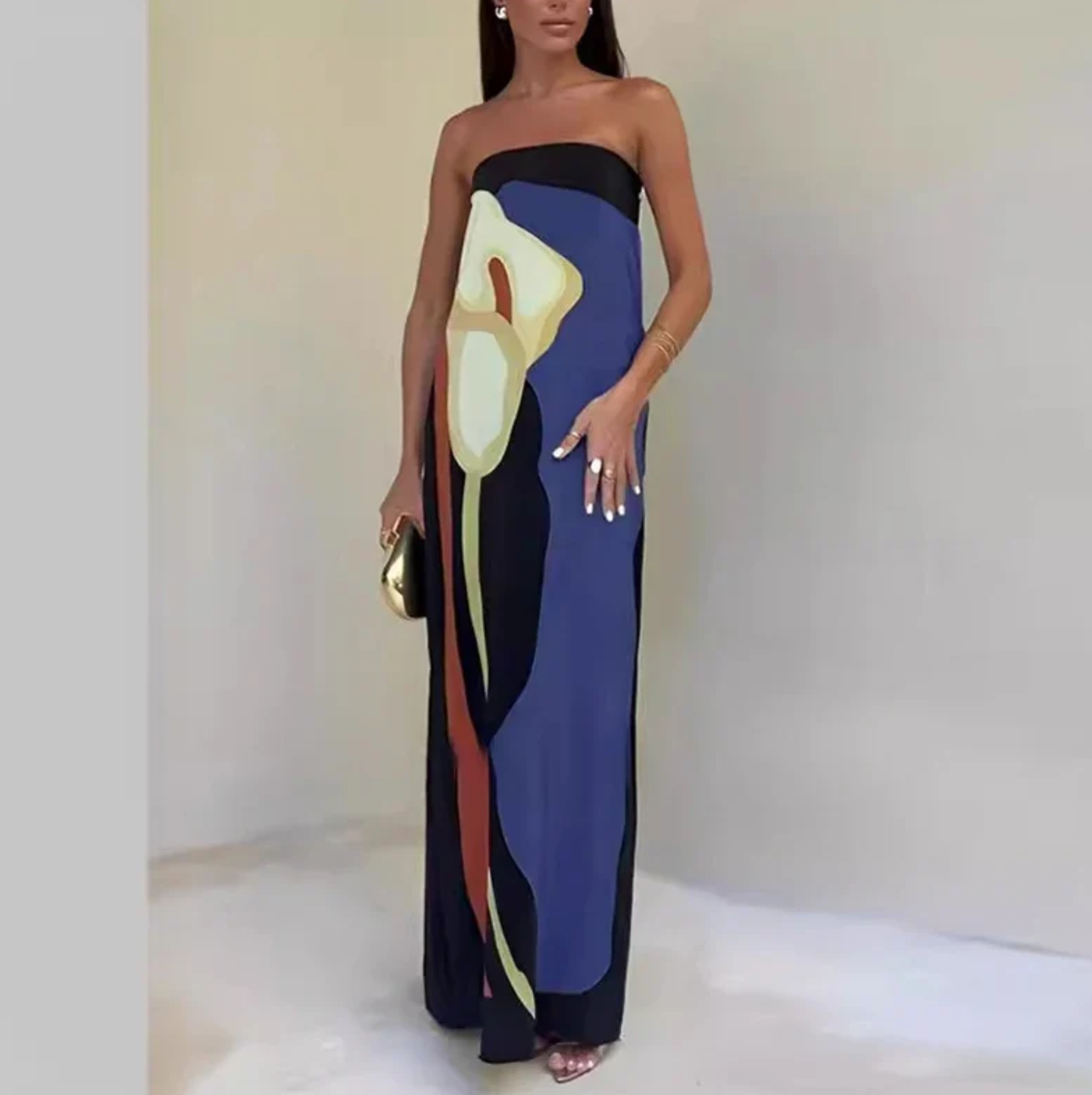 Paula - Elegantna Haljina s Izrezom
