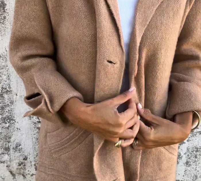 Nika - Chic Minimalistički Kaput