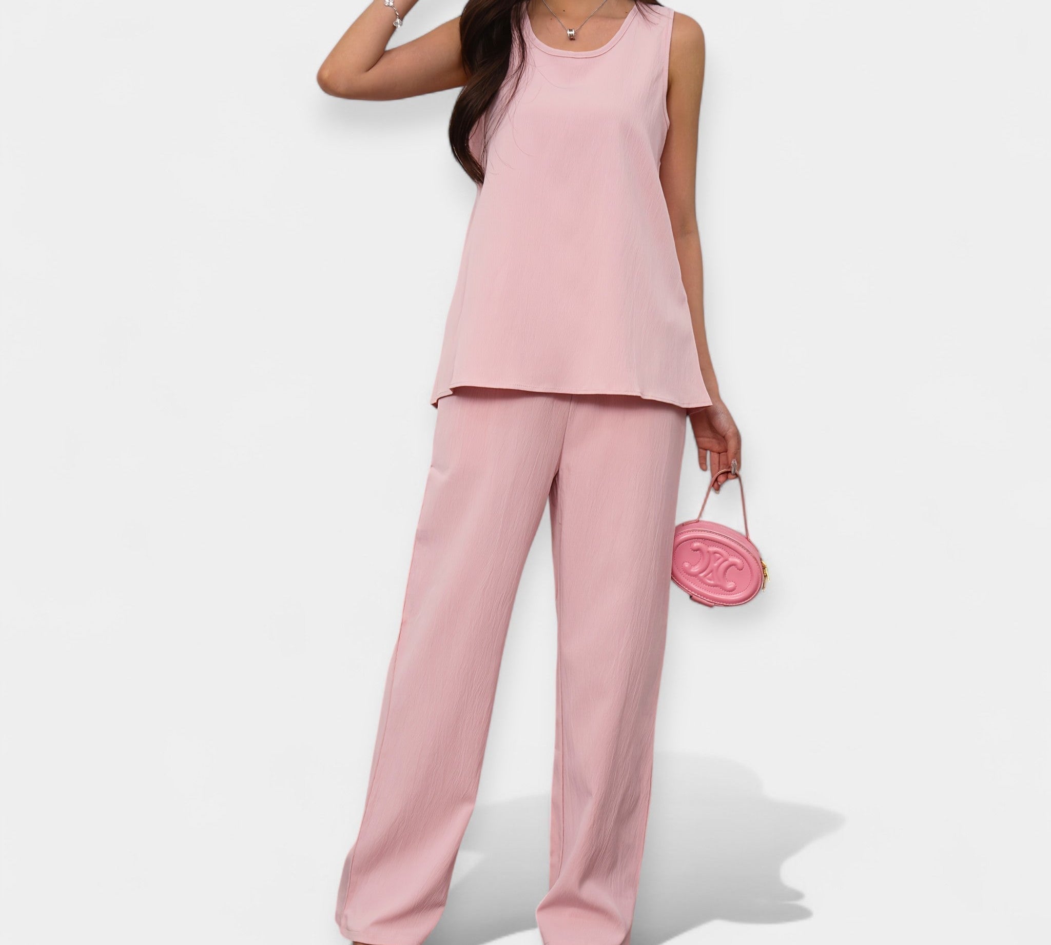 Udoban Set s Topom bez Rukava i Širokim Hlačama