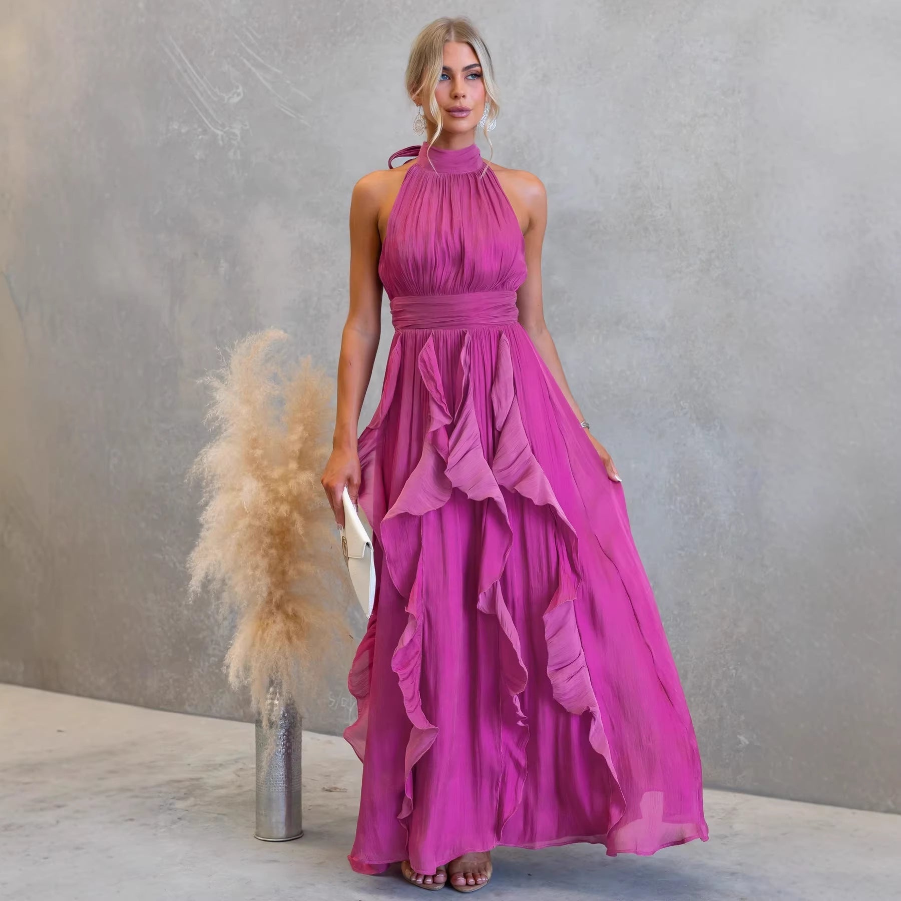 Celestia | Ruffled Halter Maxi Haljina