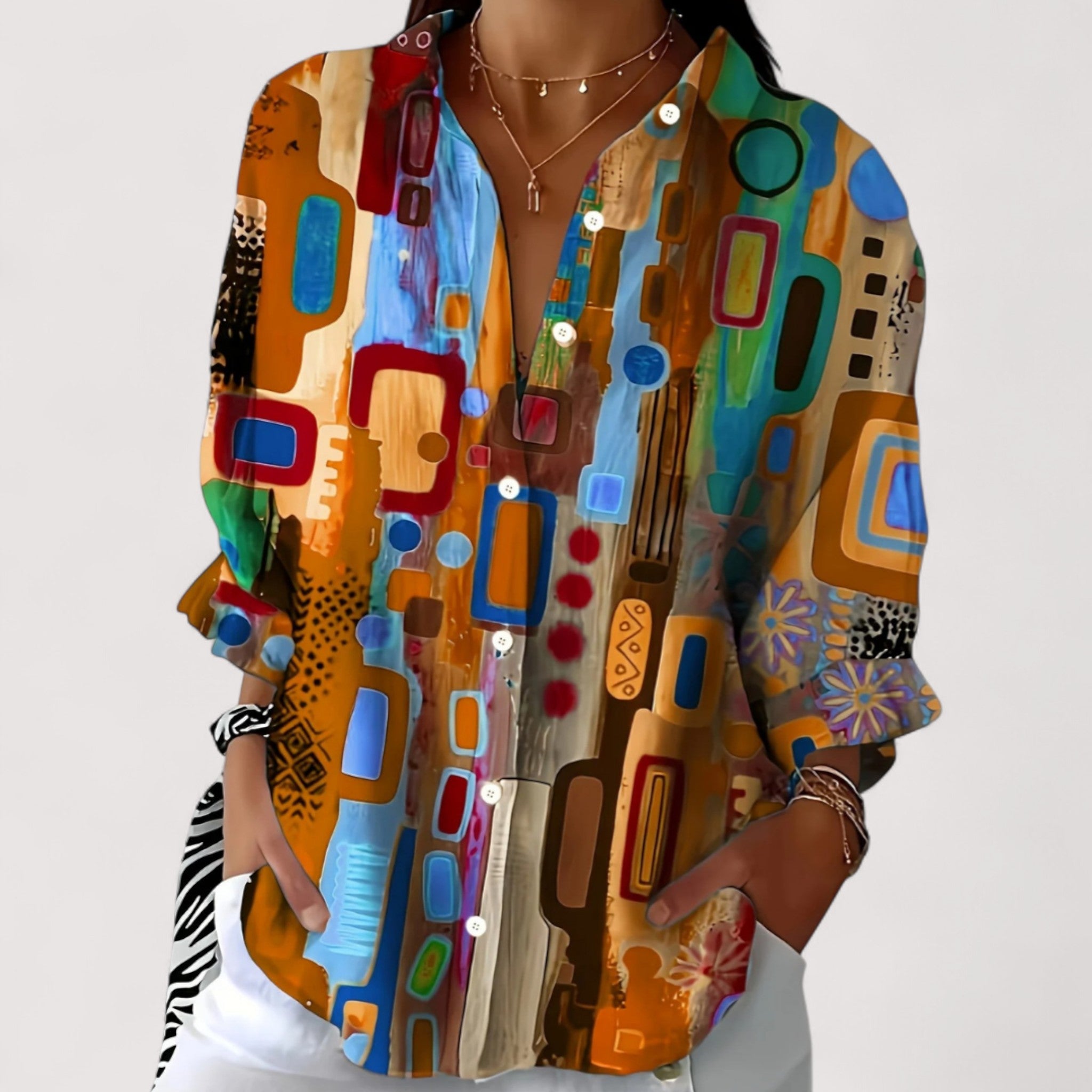 Ursina™ | Bezvremenska elegantna bluza