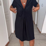 Carly – Effortless Twist Haljina