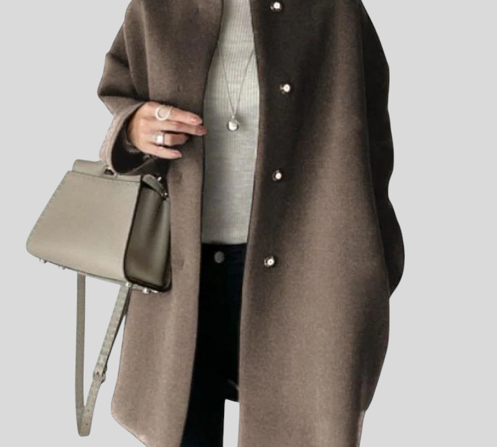 Lia – Elegantni Kaput Ravnog Kroja