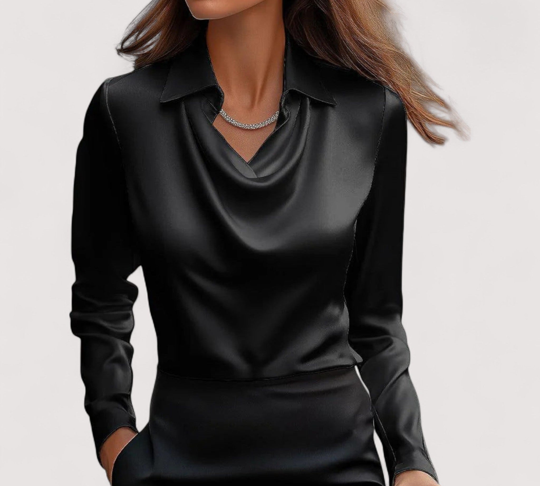 Charlotte™ | Satenska bluza s V-izrezom