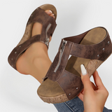 Udobne sandale s petom i patentnim zatvaračem