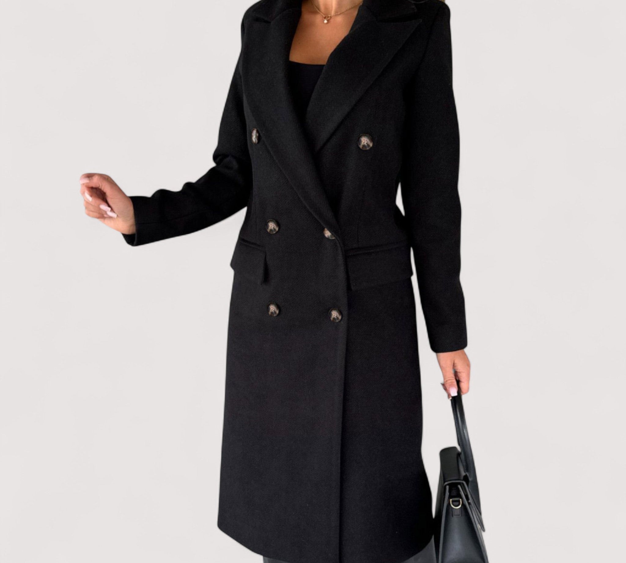 Kia™ | Dug i elegantan kaput