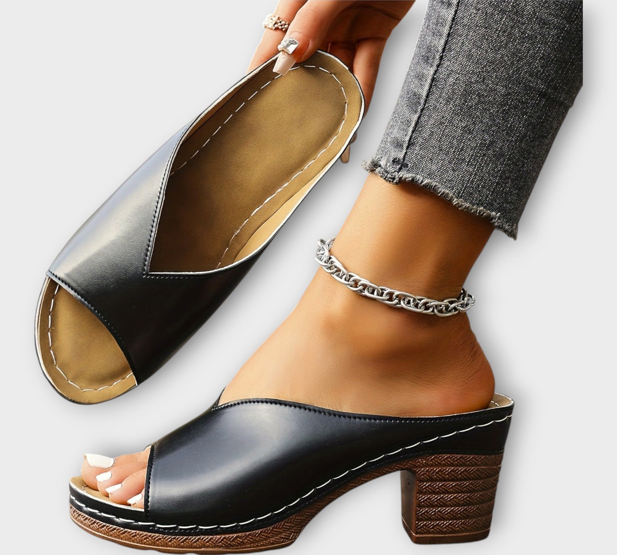 Sandale s debelim petom i otvorenim petom