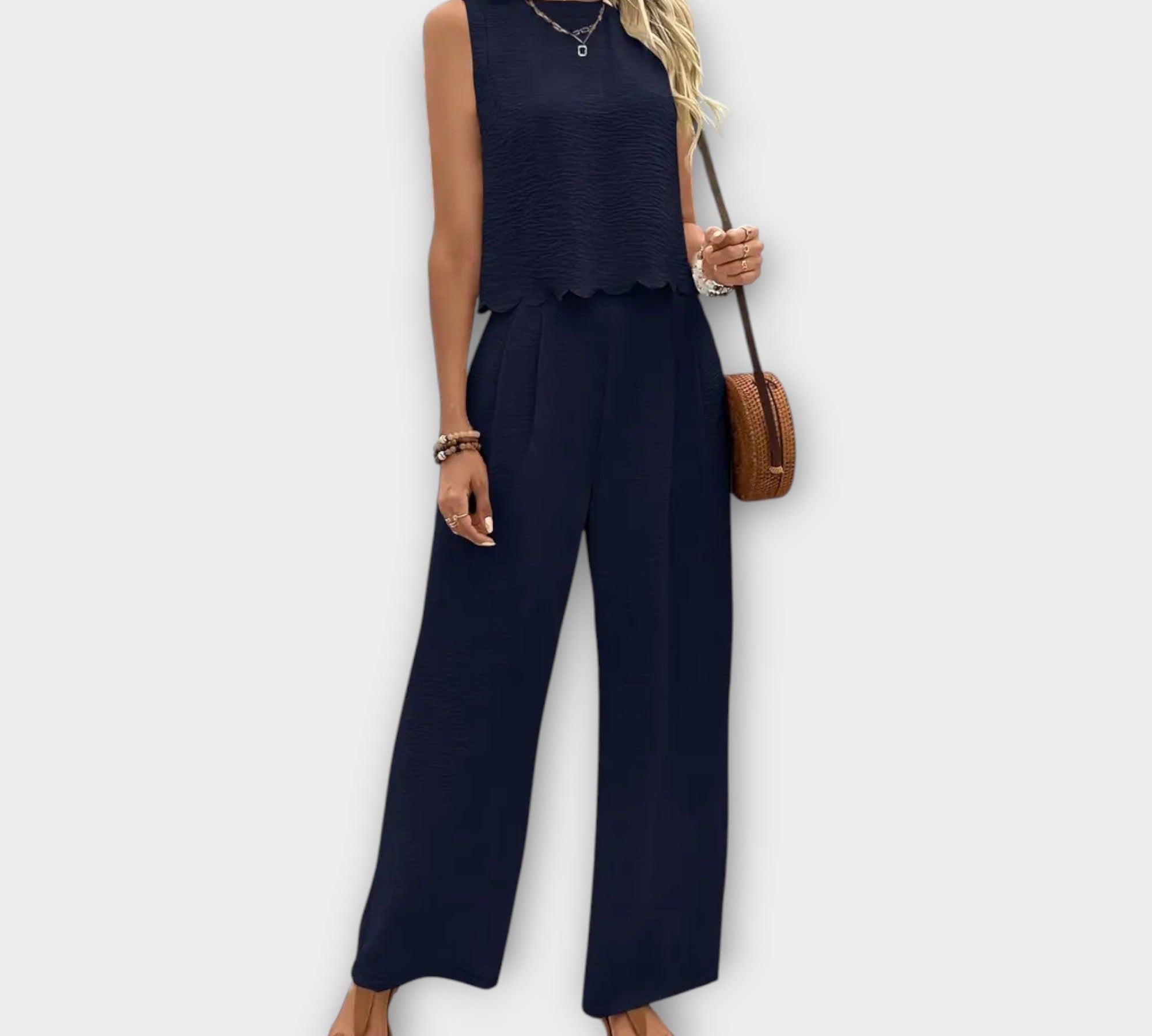 Valeria - Set s rubom od latica i dugim hlačama