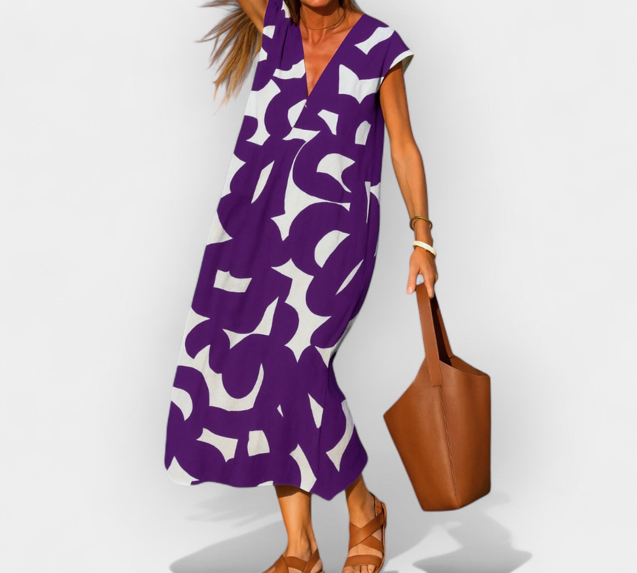 Prozračno haljina s V-izrezom i modernim dizajnom