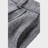 Karolina – Moćni Trodijelni Kostim