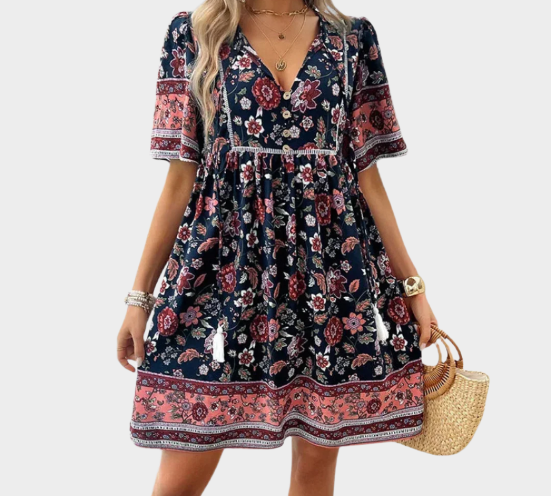 Prozračno boemsko odijelo s uzorkom i vezom