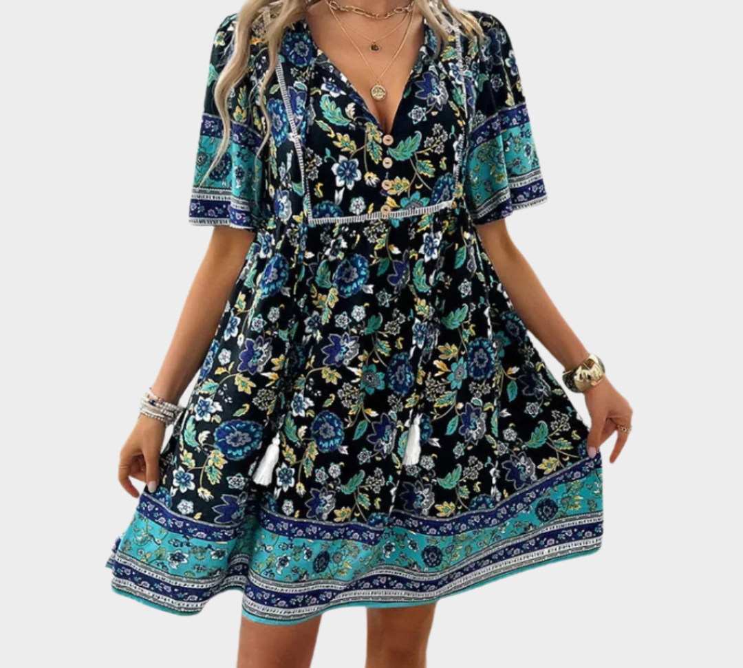 Prozračno boemsko odijelo s uzorkom i vezom