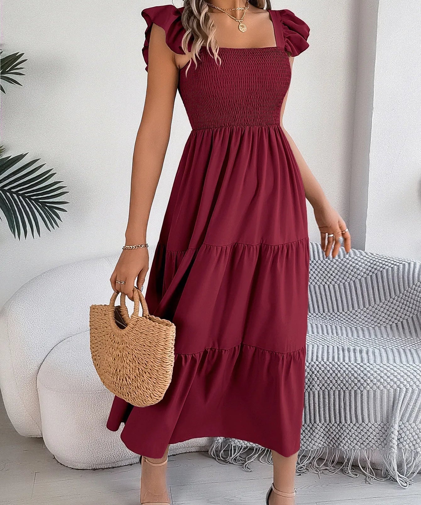 Yessa – Elegantna Tiered Haljina