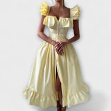 Haljina s Nabranim Detaljima