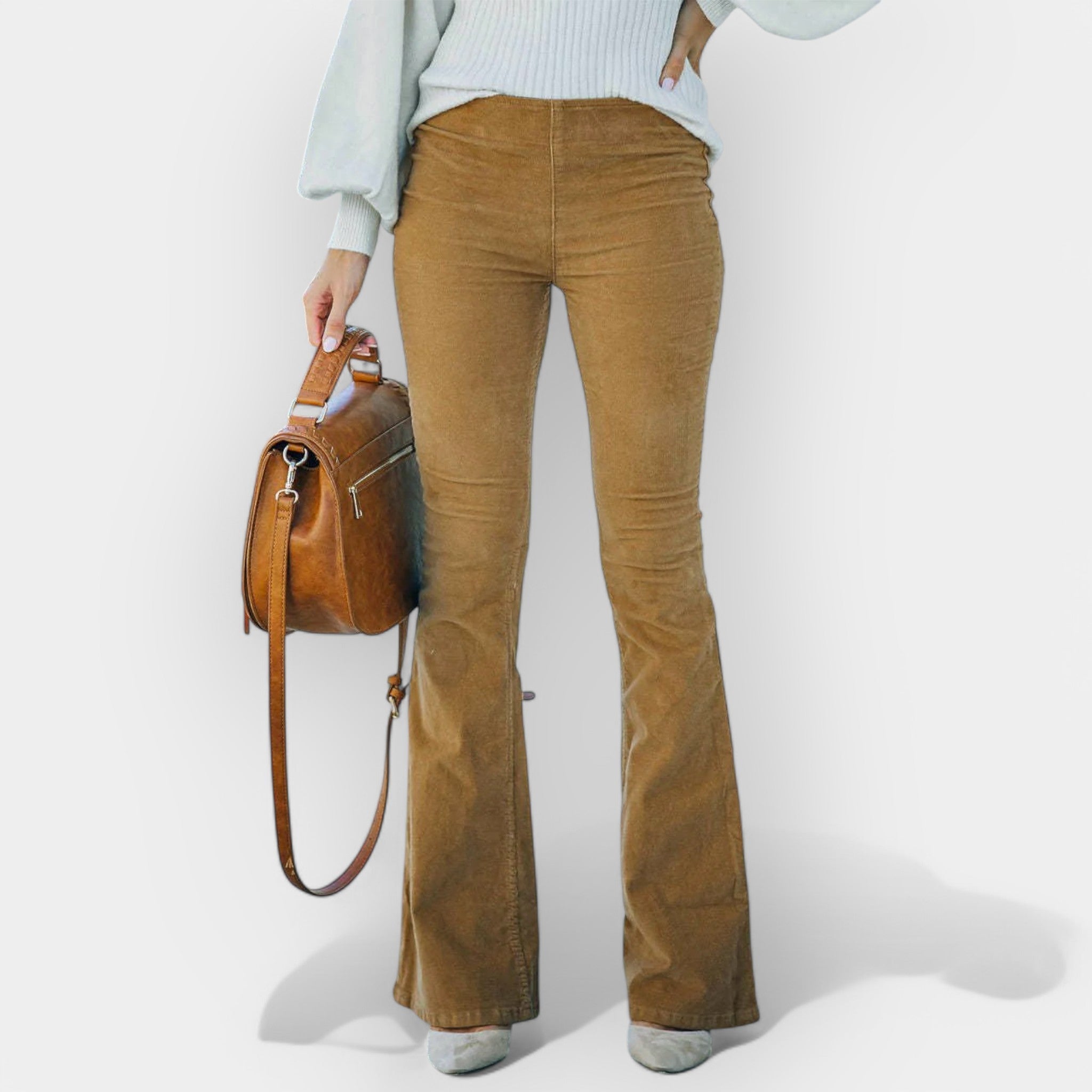 Hlače s visokim strukom i širokim nogavicama