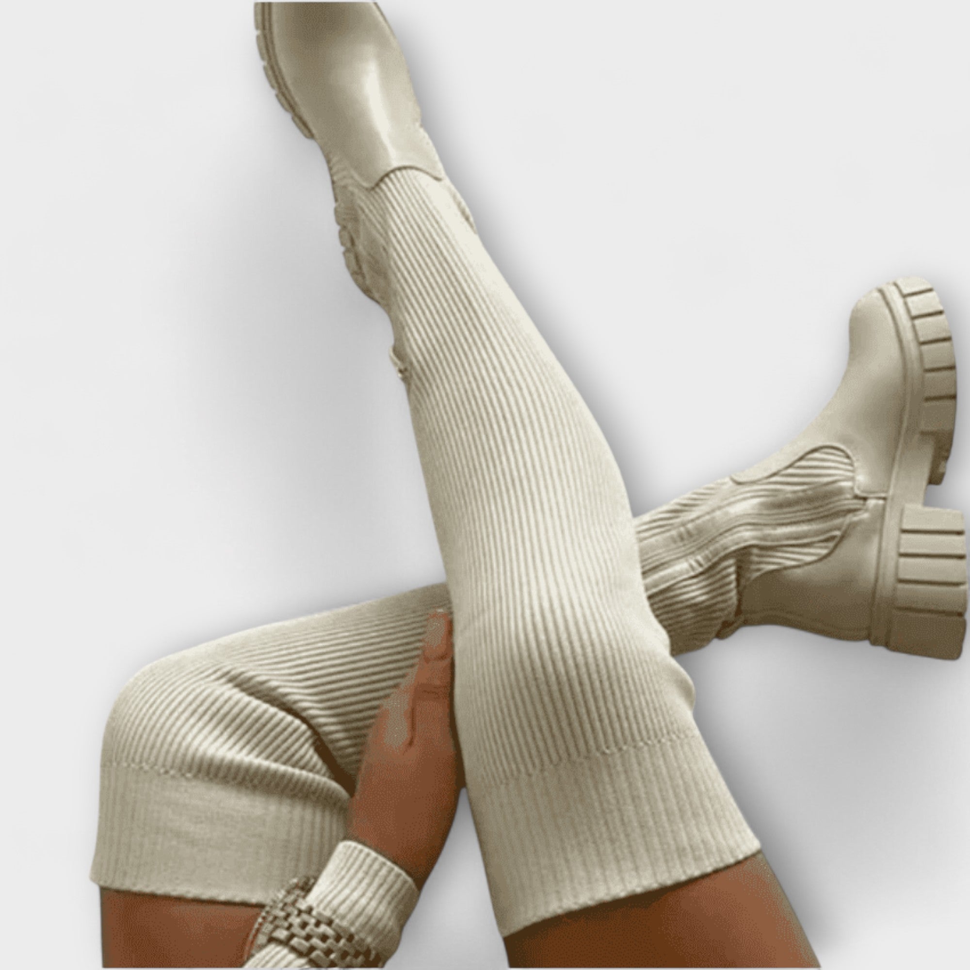 Tatjana - Čizme iznad koljena