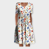 Haljina s uzorkom cvijeća i kratkim rukavima