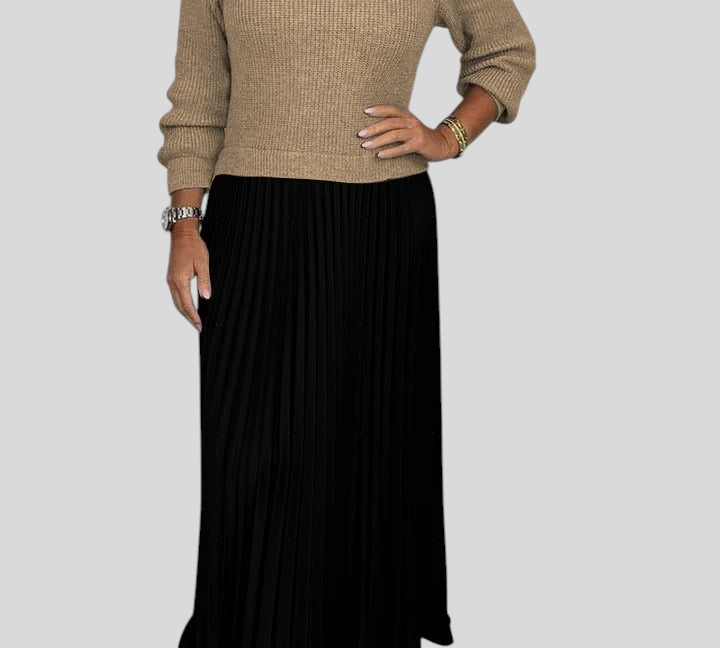 Claudia - Plisirana Haljina s Puloverom