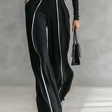 Vera™ - Elegantan set s kontrastnim detaljima