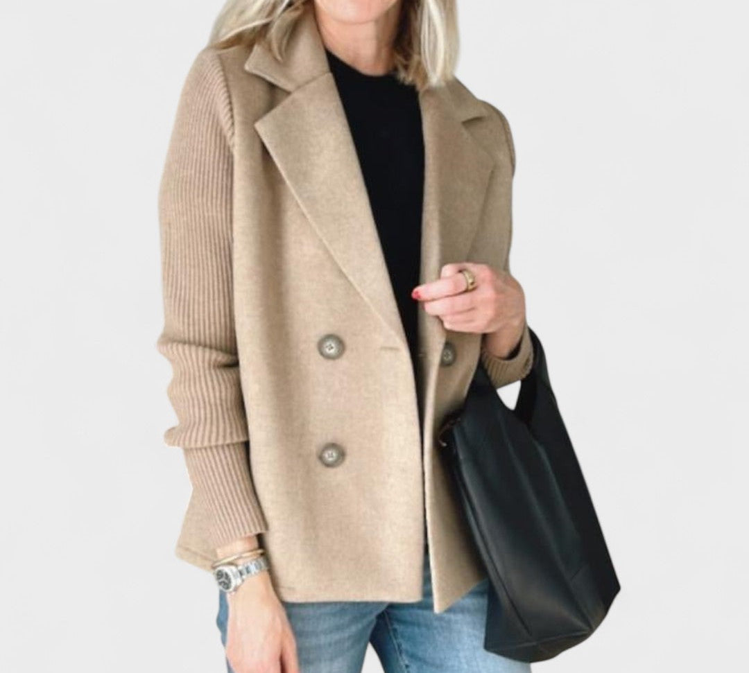 Valentina - Elegantni sako s pletenim rukavima