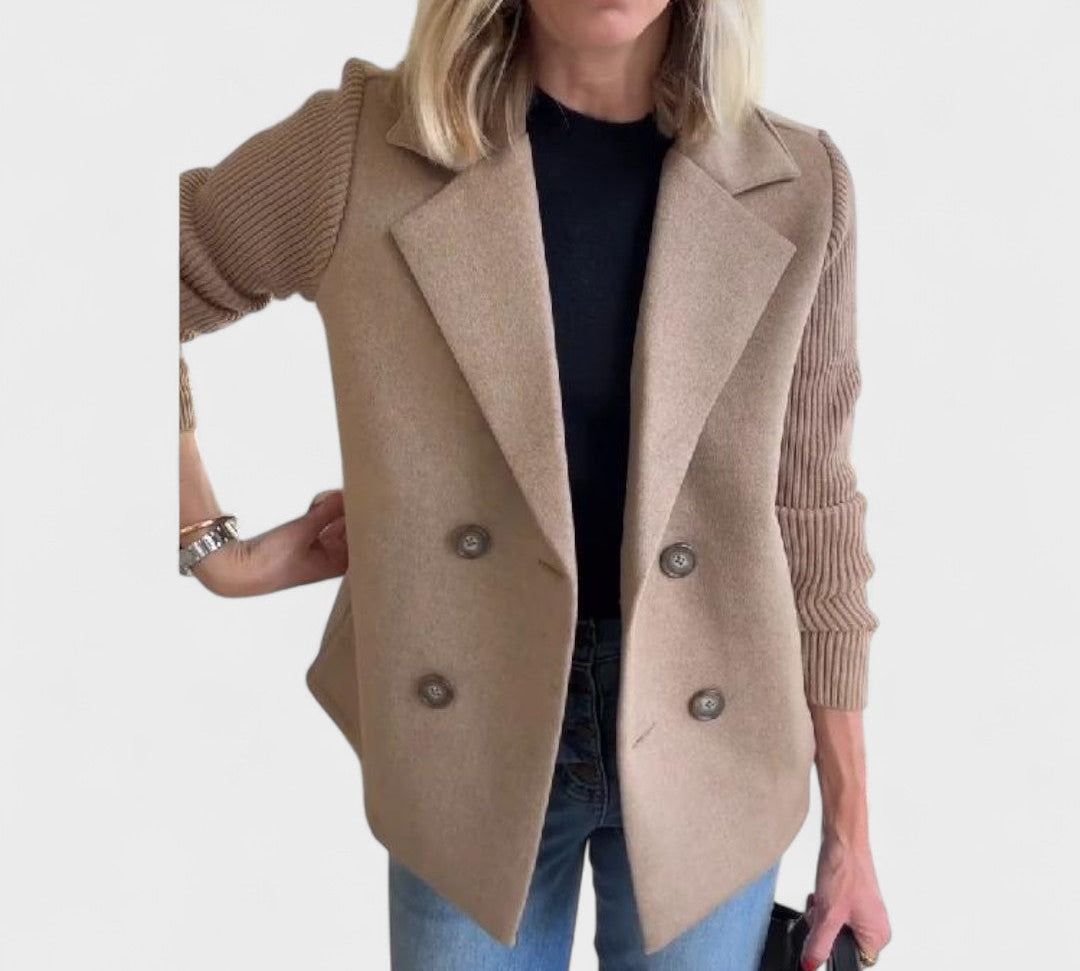 Valentina - Elegantni sako s pletenim rukavima