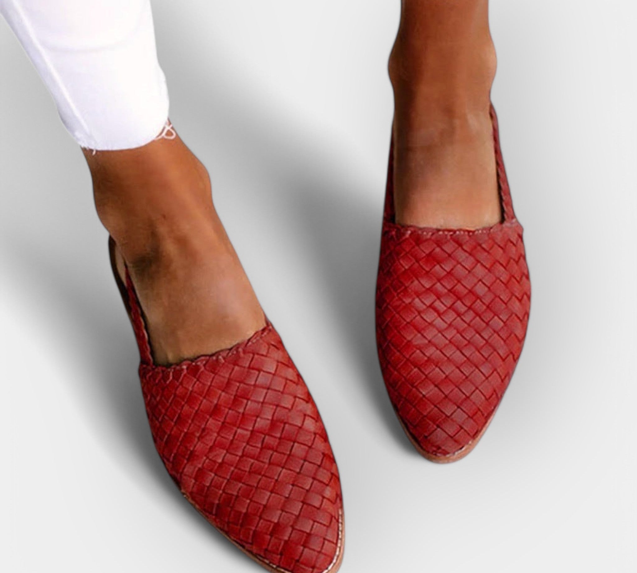 Ručno izrađeno s minimalističkim dizajnom