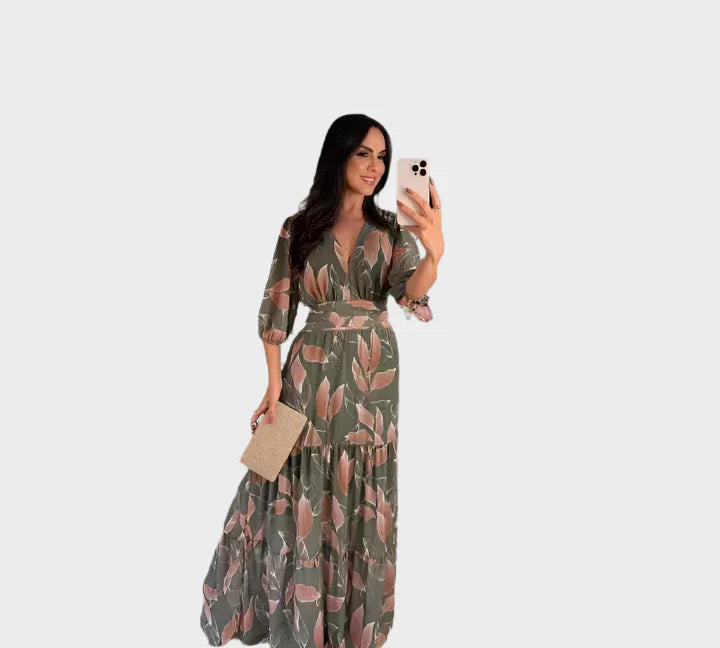 Duga haljina s cvjetnim uzorkom i udobnim krojem za elegantne dane