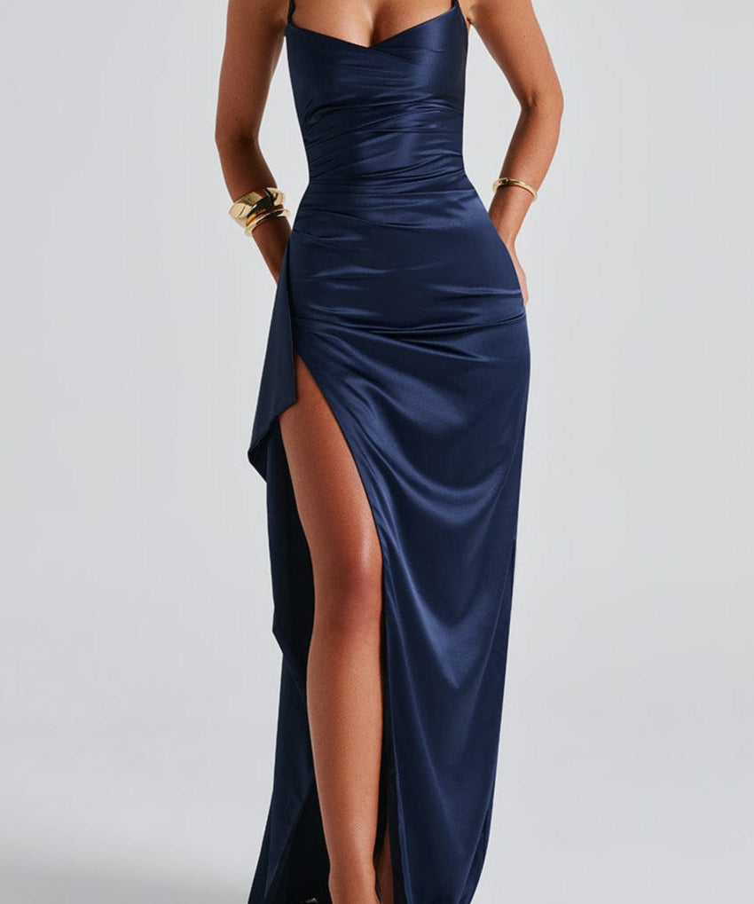 Larisa – Elegantna Maxi Haljina s Prorezom