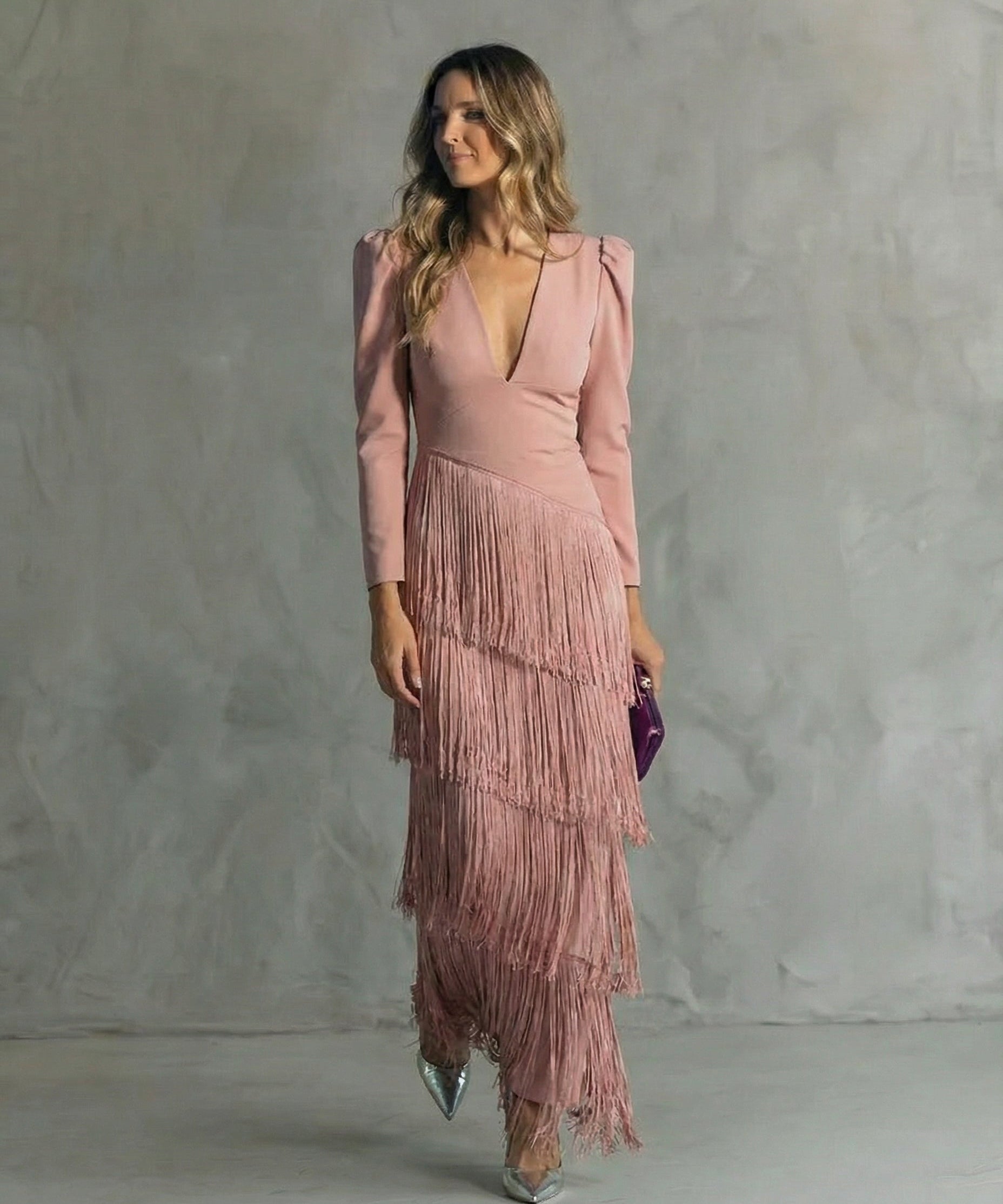 Alessia - Elegantna midi haljina s resicama