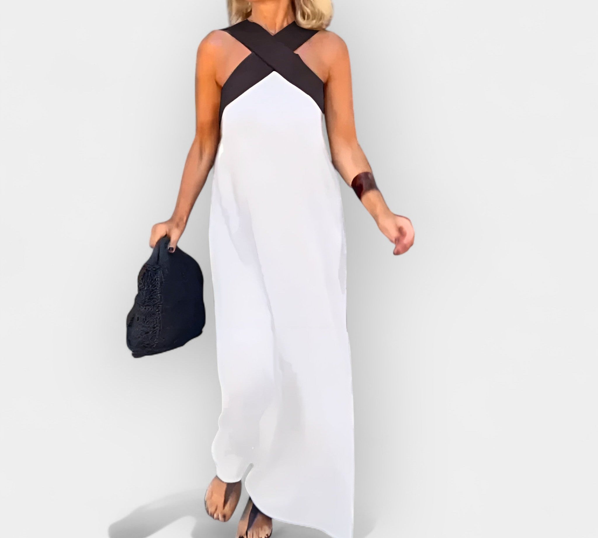 Lagana haljina s Kružnom Vratom