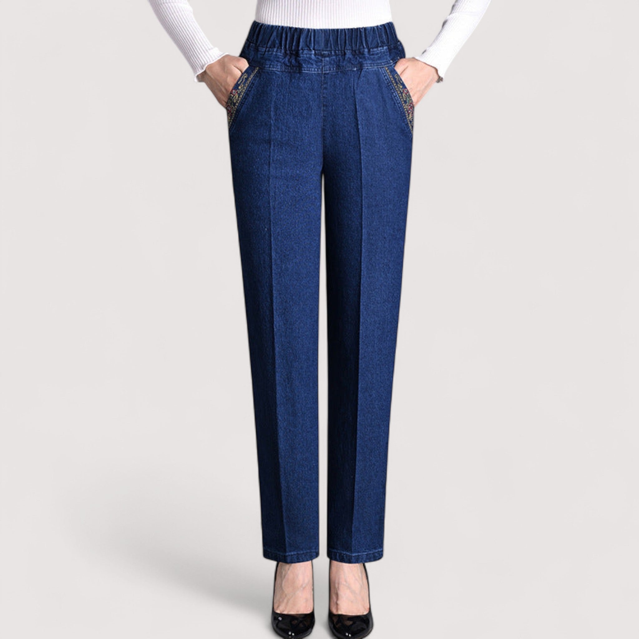 Cora™ | Elastične ženske traperice