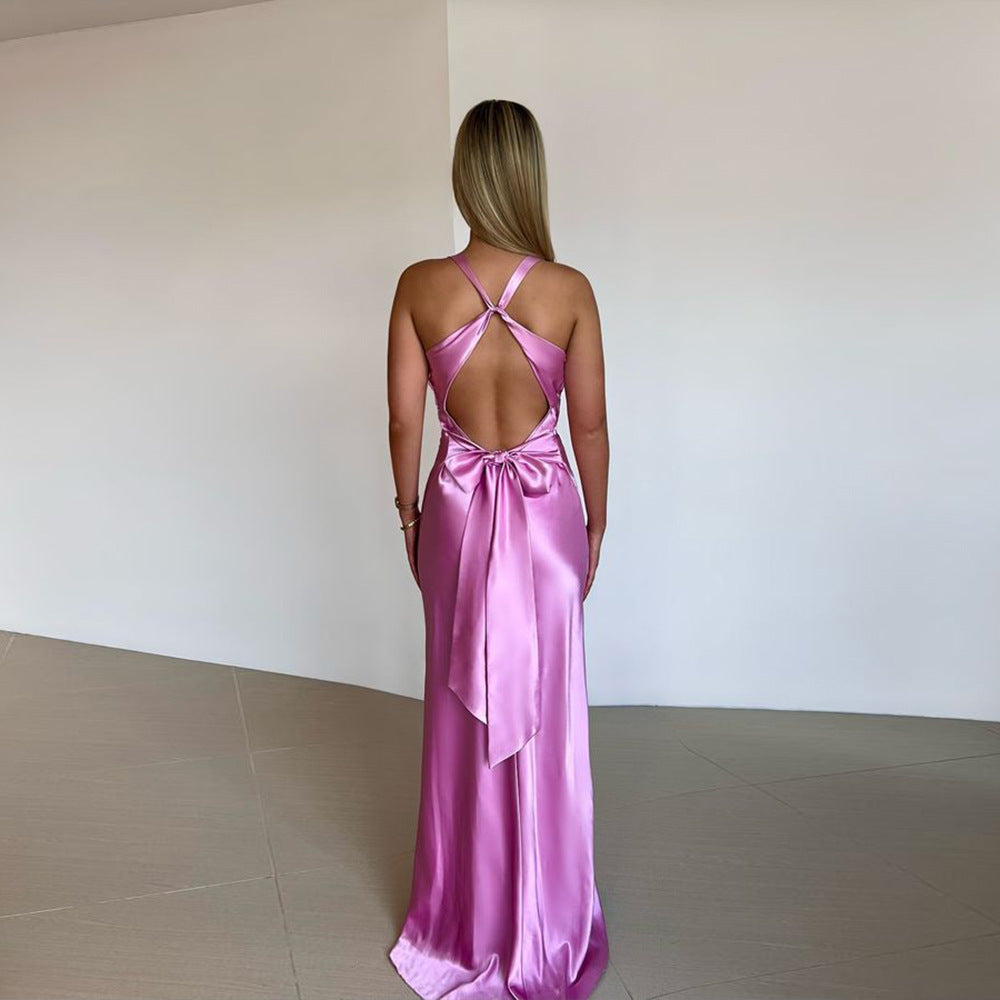 Halter – Fluid Elegance for Special Occasions